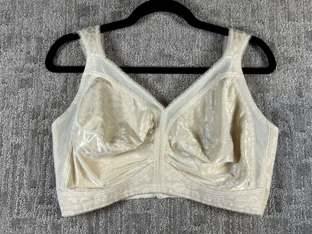 Playtex 18 Hr Ultimate Shoulder Comfort Wireless Bra #4693 Cream Beige 40DDD 222